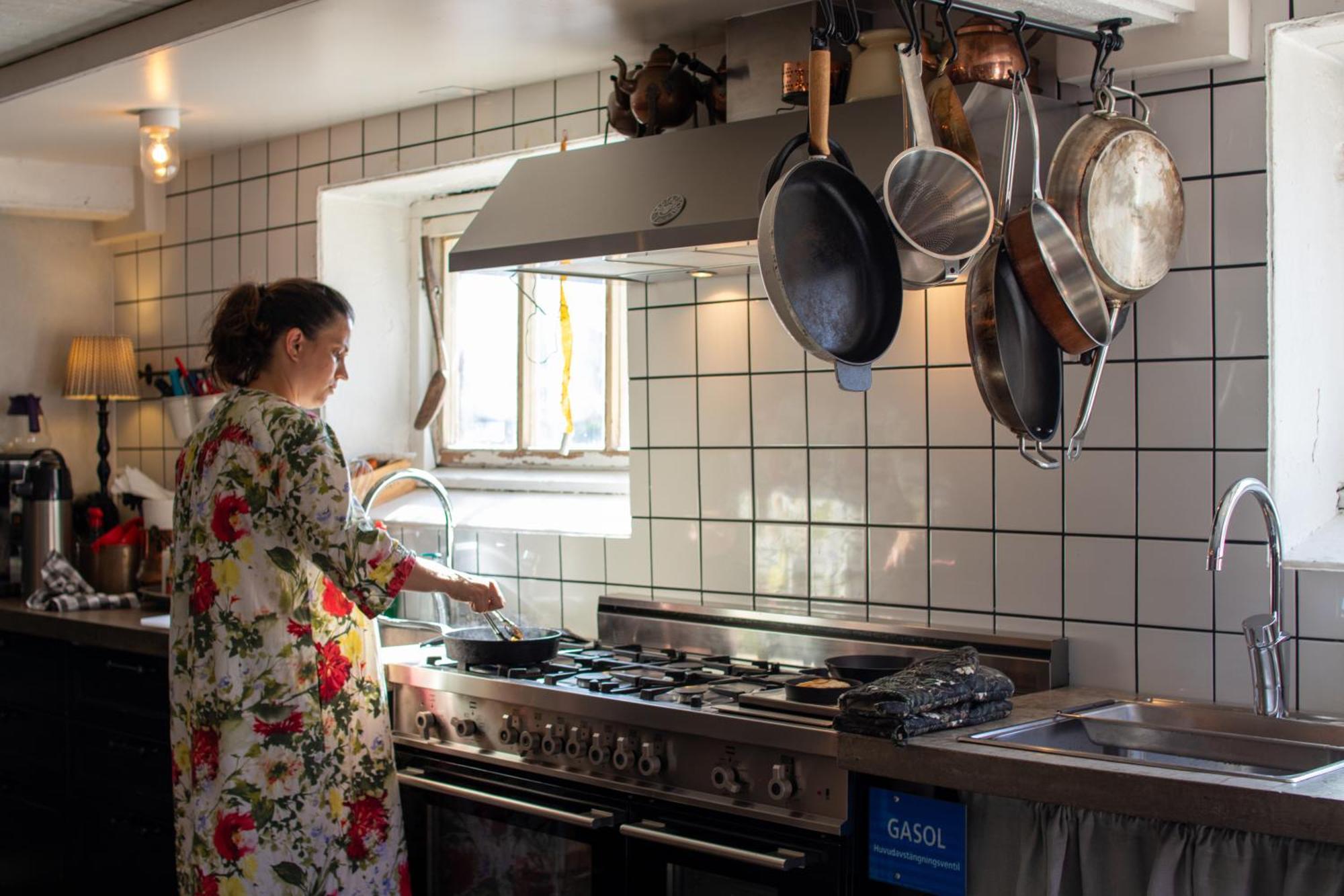 Hem Till Garden Boutique Hotel Västerås Buitenkant foto