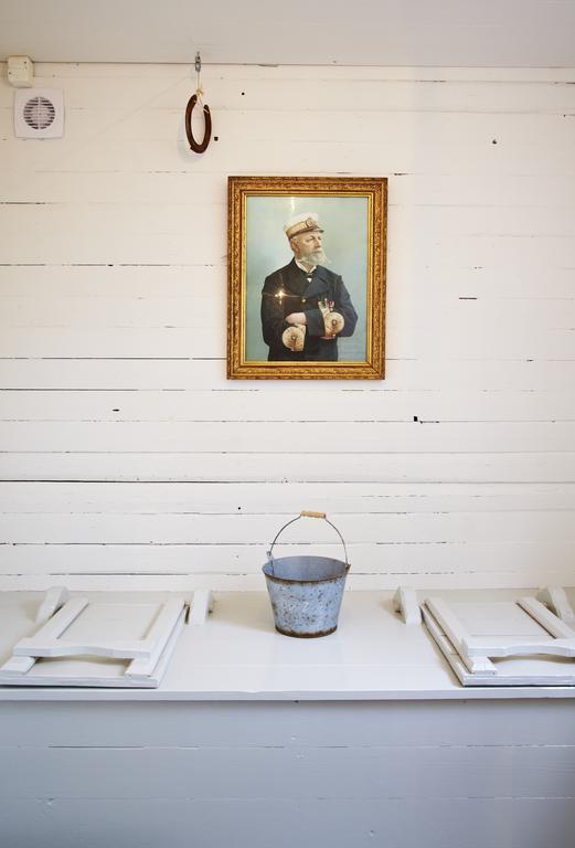 Hem Till Garden Boutique Hotel Västerås Buitenkant foto