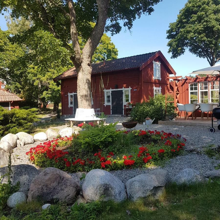 Hem Till Garden Boutique Hotel Västerås Buitenkant foto